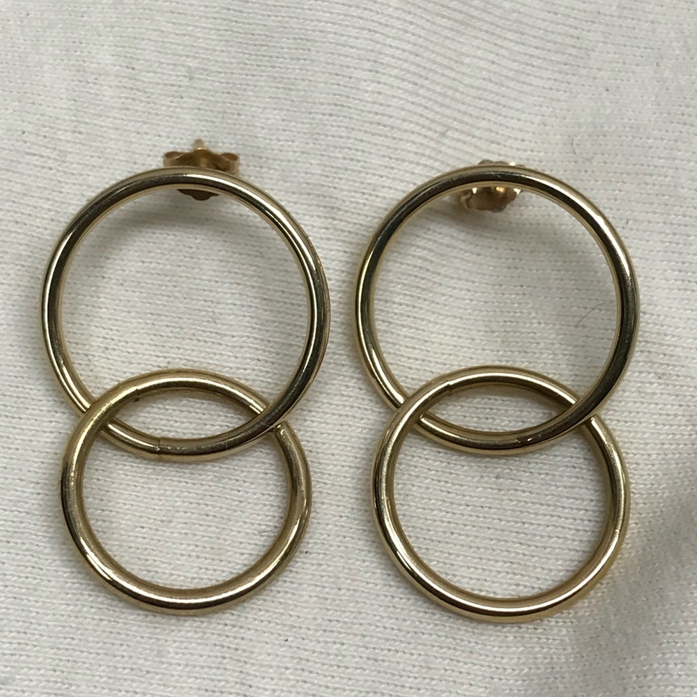 14K Gold Interlocking Hoops